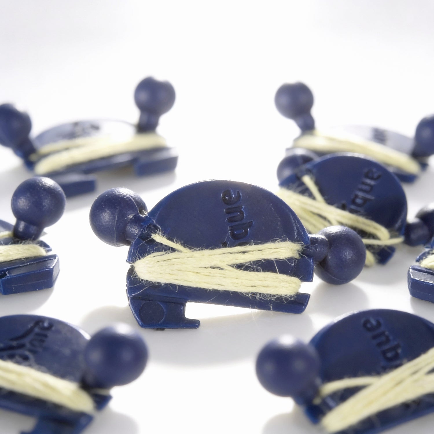 Slique® מארזי חוטים למכשירי סליק